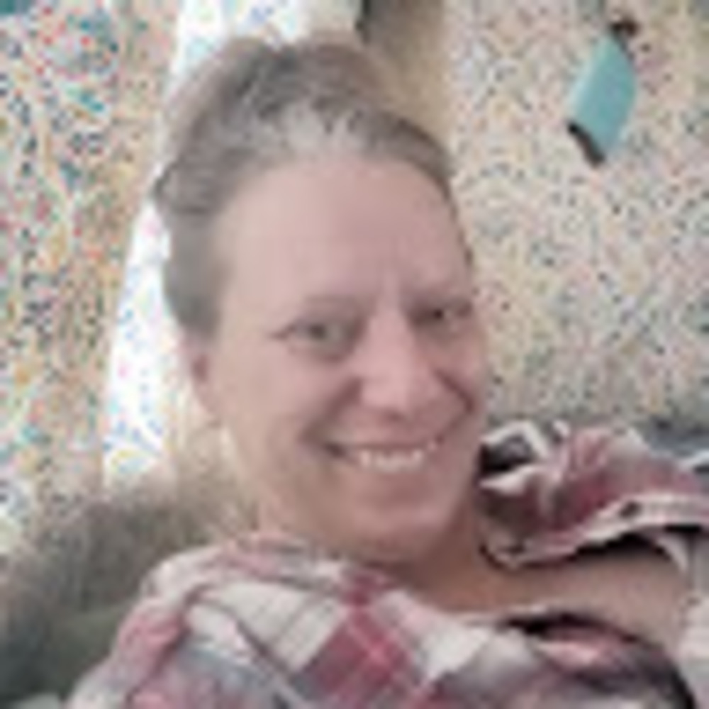 Meet your Posher, Lori april